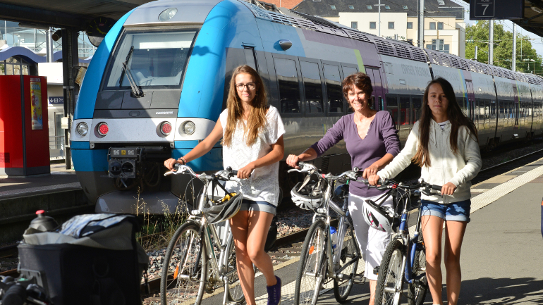 Train et vélo : louer un vélo à côté d'une gare SNCF