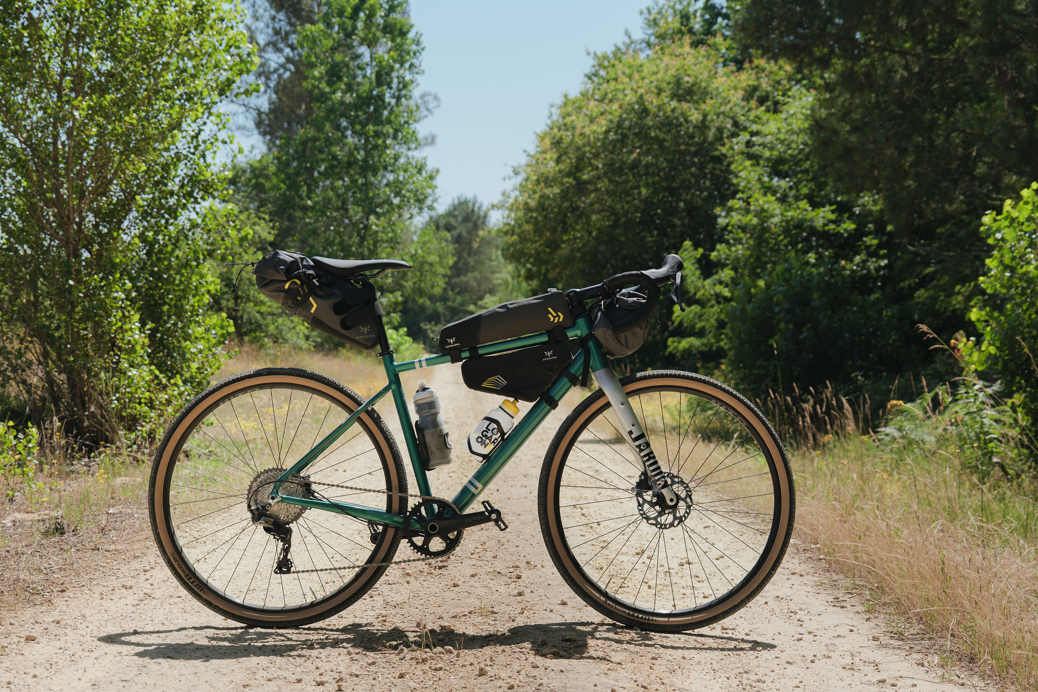 portage des sacoches en mode bikepacking