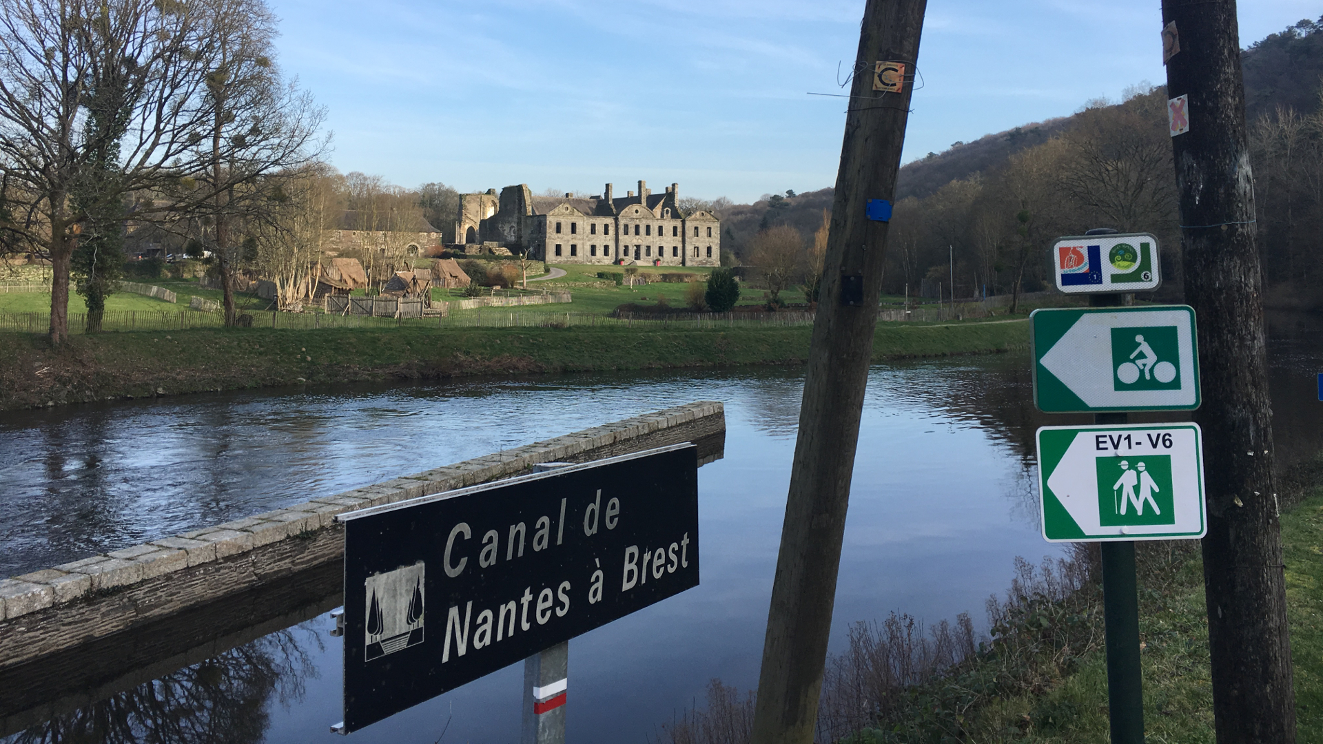 Canal de Nantes à Brest à vélo - Vélodyssée