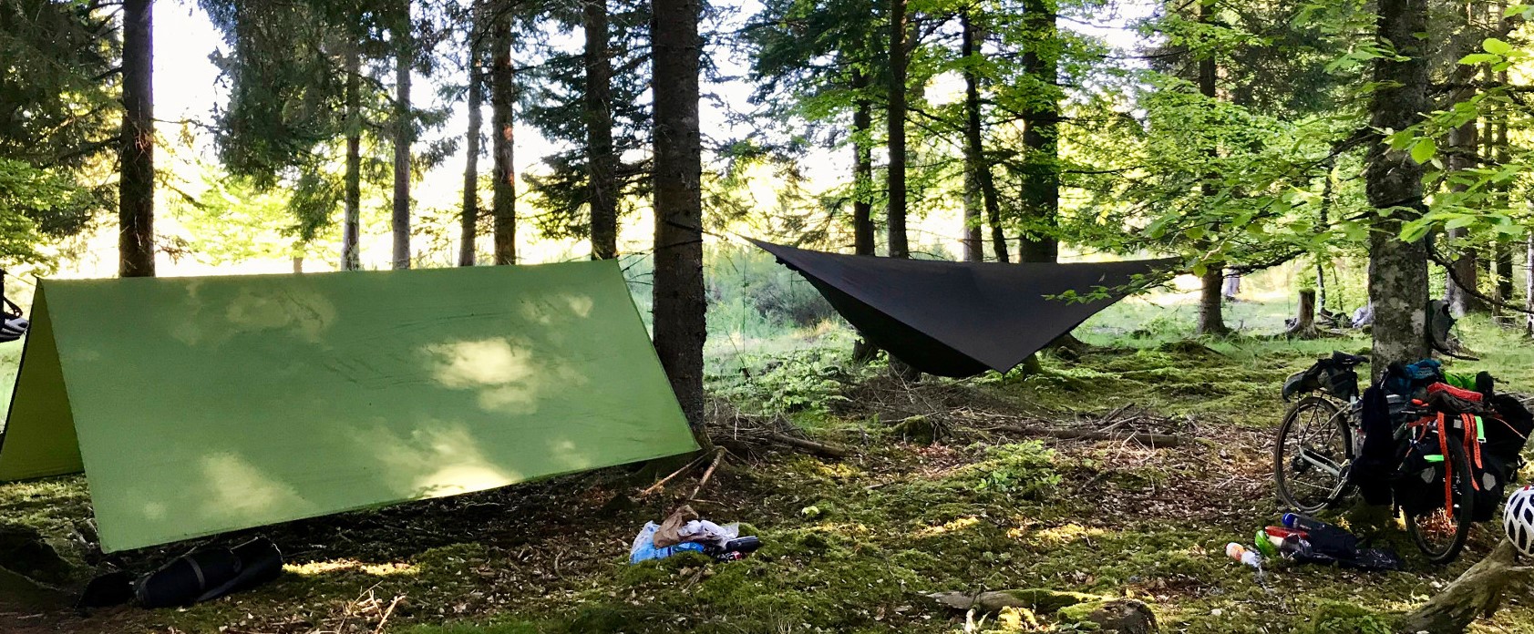 Bivouac en tarp + hamac / Bikepacking