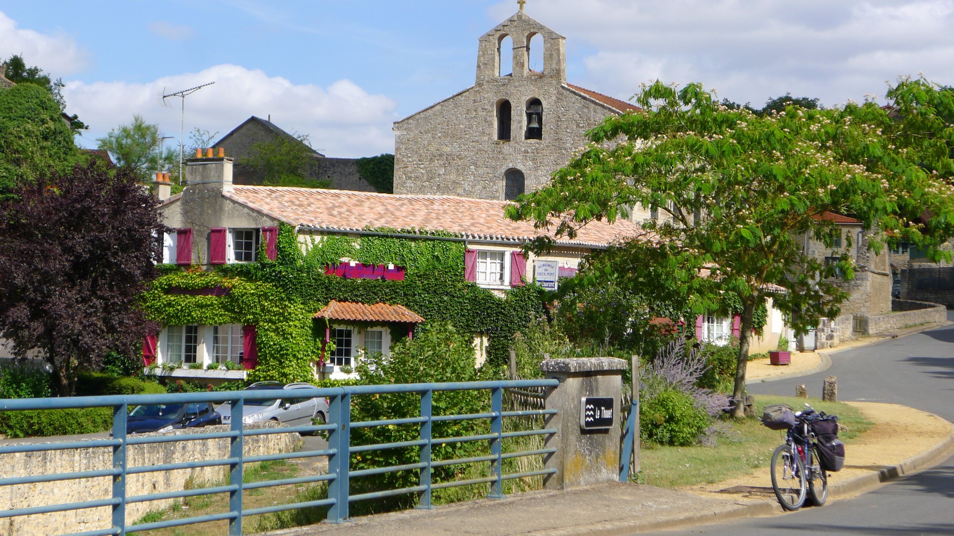 Traversée du Thouet à vélo