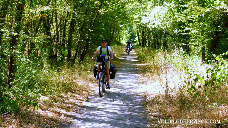 Paris Londres à vélo famille à St-Germain