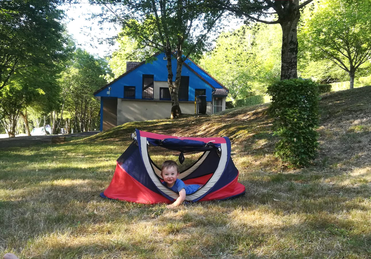 Tente bébé idéal pour le voyage à vélo