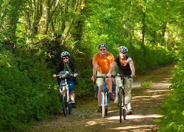 La Manche Du Nord Au Sud Itineraire Velo De Cherbourg Au Mont Saint Michel