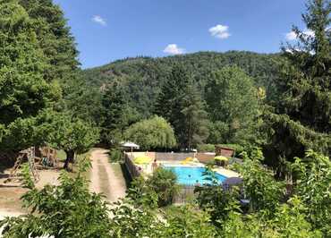 piscine_camping les berges du doux