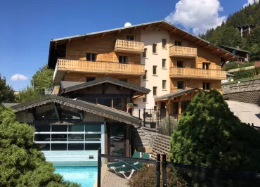 Hôtel Hermine Blanche face & Piscine été
