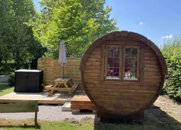 Bungalow toilé et chalets/tonneaux Les Nières