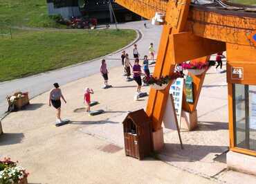 Activité Remise en forme devant l'OT de La Norma en été