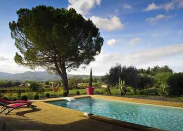 Terrasse et piscine