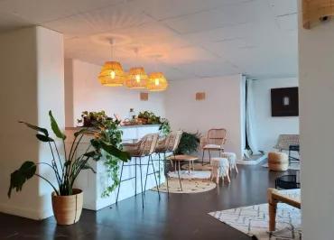 Bar à vin "Bar des Suds" - Hôtel La Chaumette Porte des Suds