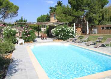 L'Amathye Le Mazet chambres d'hôtes avec piscine