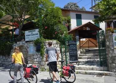 L'entrée de l'Auberge