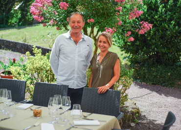 L'hôtel Restaurant La Boule d'or vous accueille à Barbezieux