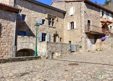Le gîte Les Châtaigniers en coeur de village