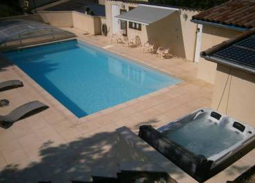 Piscine et Spa pour un moment de détente