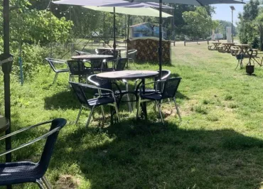 photo de la guinguette port du lys