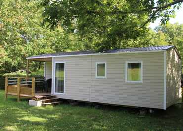 Camping Municipal La Bâtisse mobile home 3 chambres avec terrasse