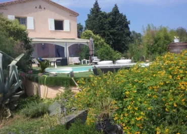 Chambres d'hôtes au cœur des vignes avec vue sur les îles à La Londe les Maures