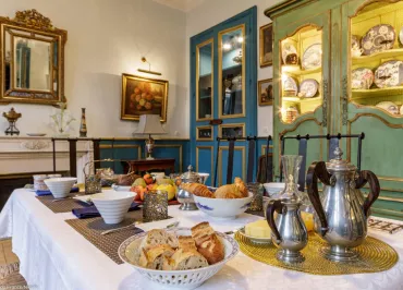 Bonjour Guesthouse