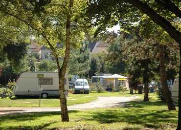 Camping d'Auxerre l'Arbre Sec