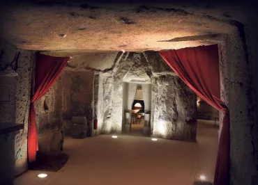 Cave de la Sibylle