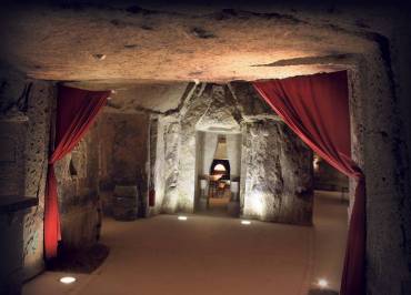 Cave de la Sibylle