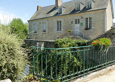 Maison au bord de l'Aigre