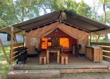 Camping de L'Isle aux Moulins
