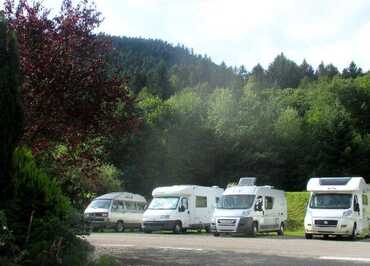 AIRE DE STATIONNEMENT POUR CAMPING-CARS DU DOMAINE DU HAUT DES BLUCHES