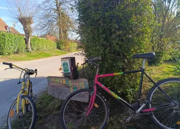 Au pied de la colline