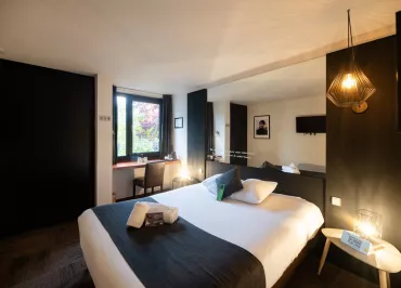 Logis Hôtel Restaurant des Acacias Lille Neuville-en-Ferrain