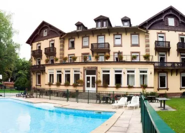 Hôtel-Restaurant Le Grand Hôtel - BRIT HOTEL