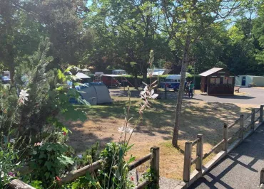 Camping Les Pins