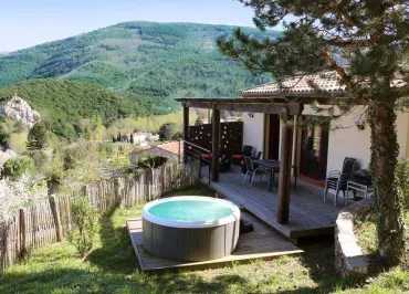 ©2018-DELPAPA Annie