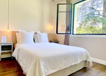 Le Chat Vert - appartements Adults Only ****, chambre cosy avec lit queen size