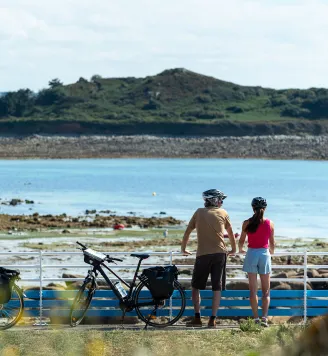 Vue sur mer à Trébeurden sur La Vélomaritime