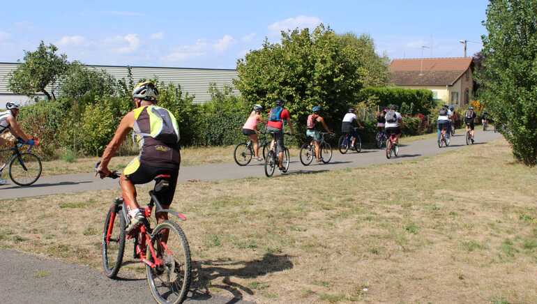 Brionnais Découvertes - Location de vélos et rollers Brionnais Découvertes - Location de vélos et rollers
