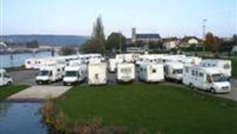 Aire Camping Car Rouen Port De Plaisance