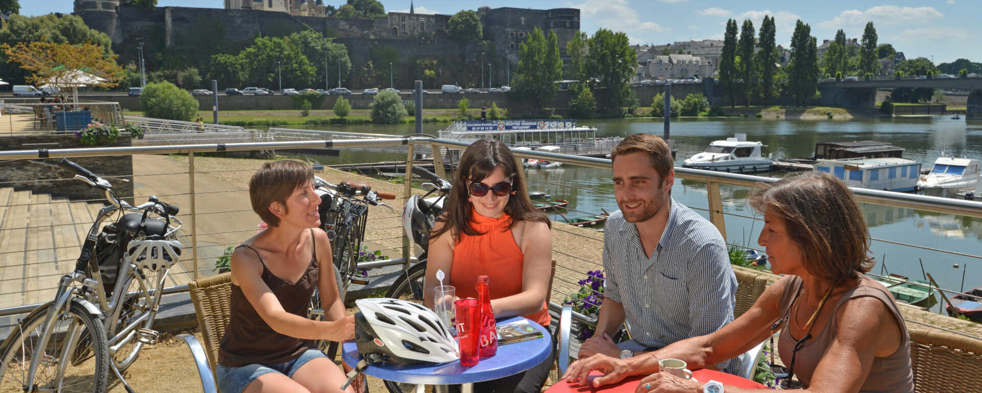 Angers A Velo Pistes Cyclables Et Balades Autour De La Ville