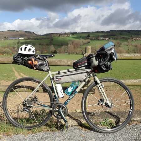 Choisir le porte bagages adapté pour transporter vos affaires à vélo