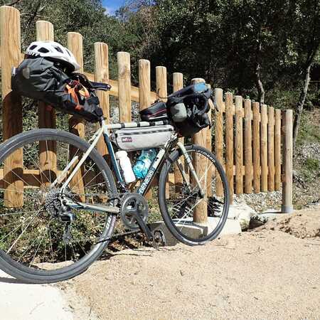 Le gravel : un vélo pour voyager partout