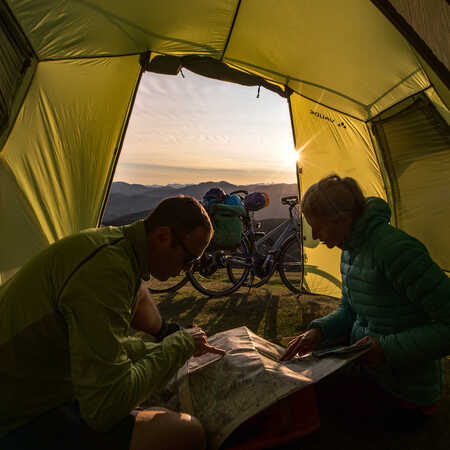 Le bivouac en voyage à vélo : nos conseils !