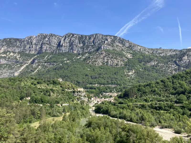 Vue sur La Roque-en-Provence