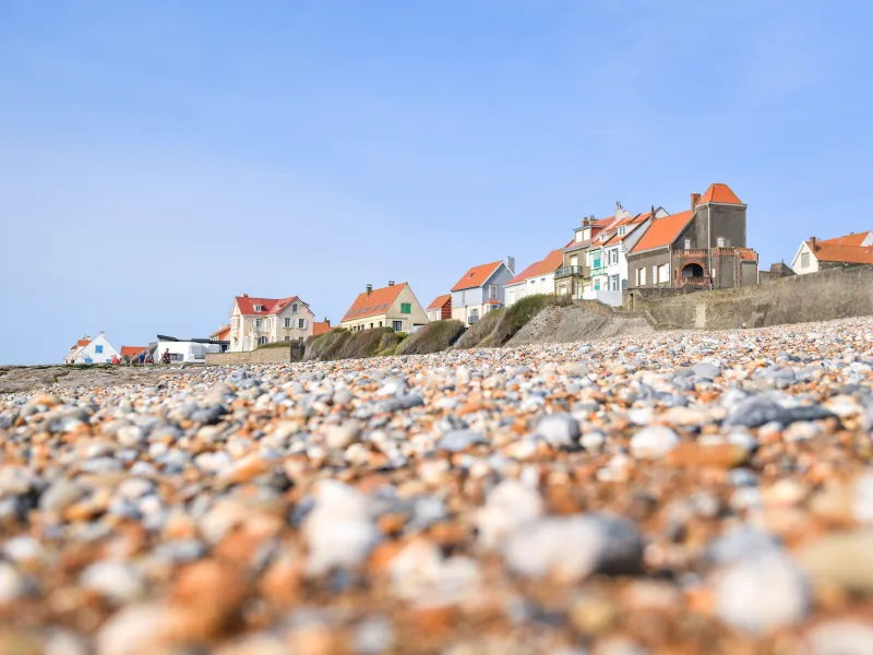 Plage de galets à Audresselles