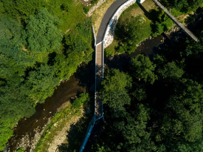 Itinéraire Via Fluvia passerelle Vidalon