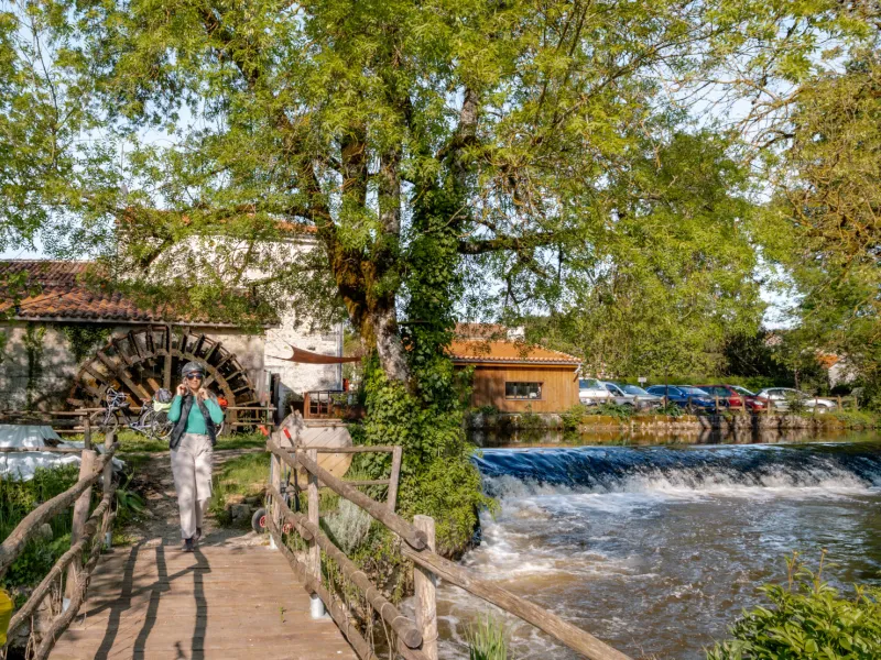 Balade à vélo à Chazelles - La Flow Vélo