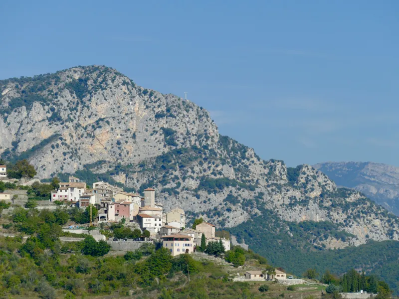 Le Village des Ferres