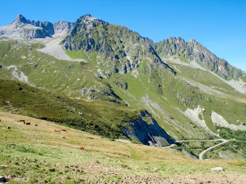 Le versant sud-ouest du Col de la Madeleine