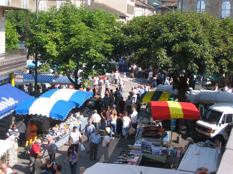 Le marché de Maurs