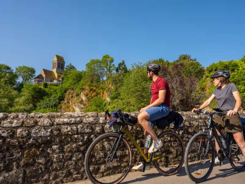 Cyclistes à Saint-Céneri-le-Gérei